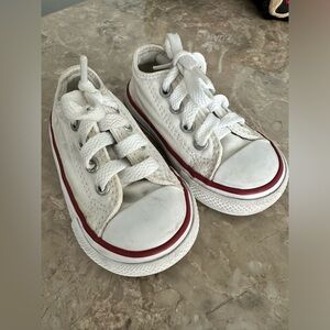 White Classic Chuck Taylor Toddler Converse, Size 4